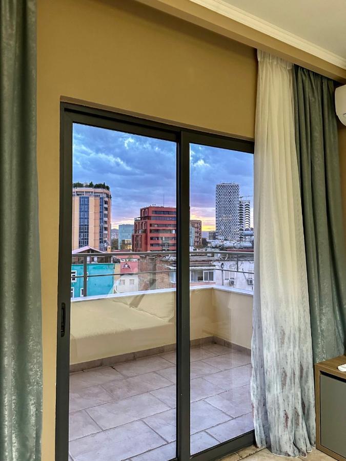 Amos City Center Apartment Tirana Exteriér fotografie