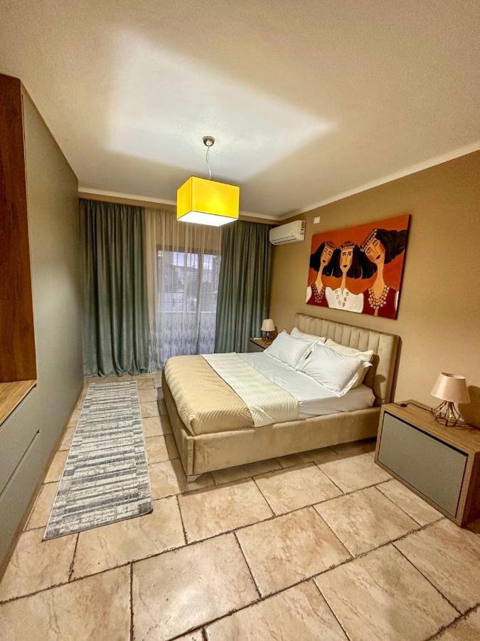 Amos City Center Apartment Tirana Exteriér fotografie